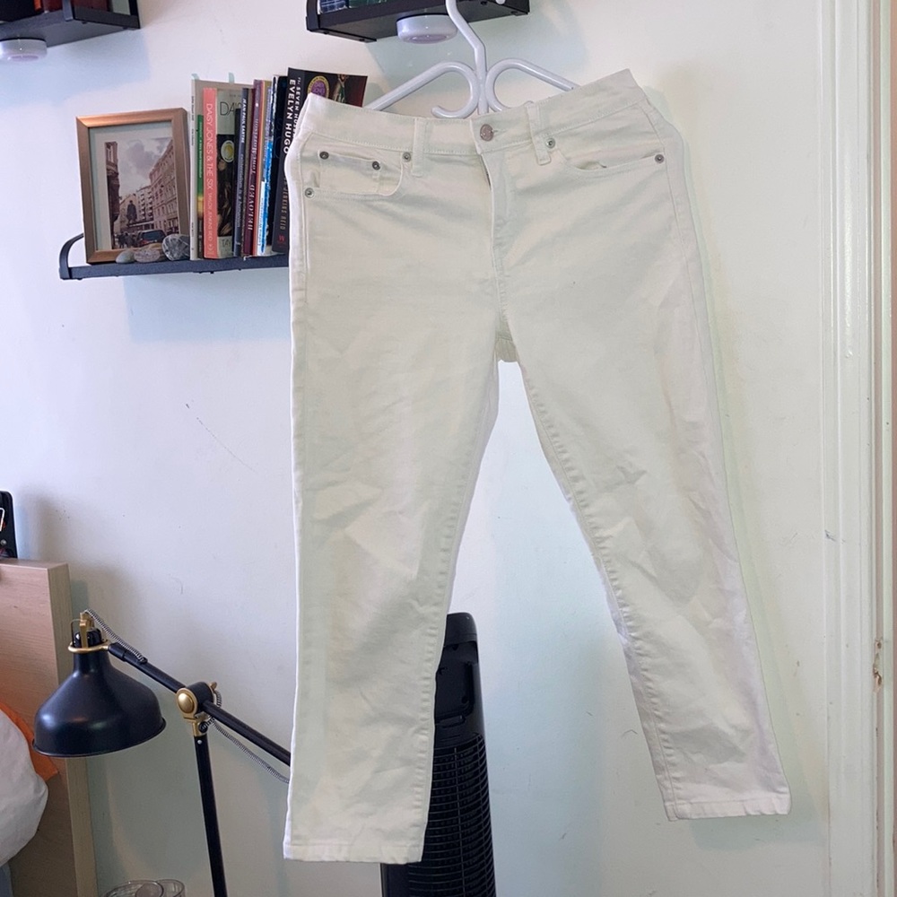 Gap Denim Women Size 27 Girlfriend Cut - Cropped Jean